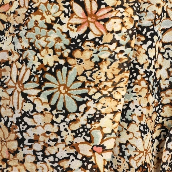 Lulu's Season of Blooms Cream Multi Floral Print Balloon Sleeve Top size small - Picture 6 of 15